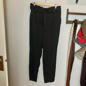 NEW Express high rise paper bag dress pants M